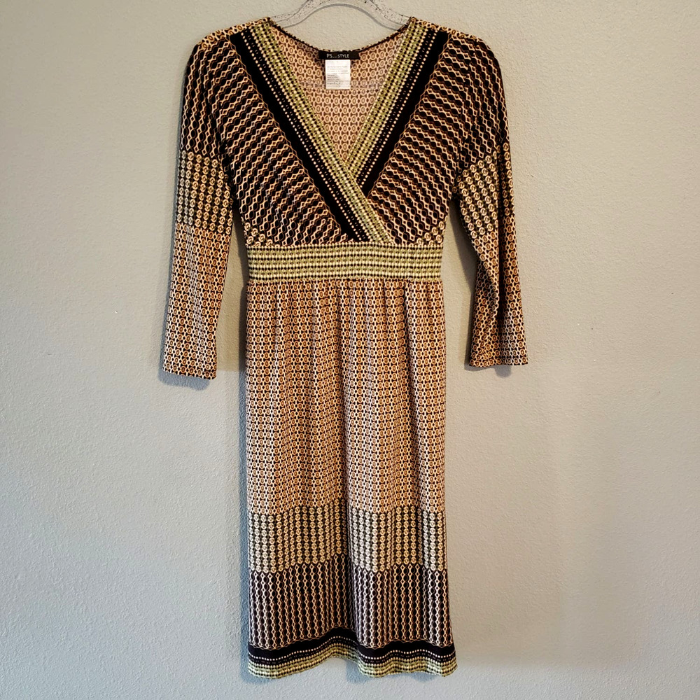 Ps...Style size 6 V-neck dress